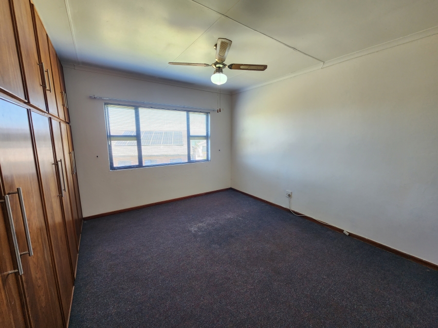 4 Bedroom Property for Sale in Dana Bay Western Cape